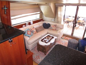 SEDONA 6 Salon Looking Aft  