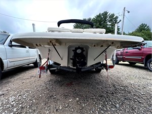 2011 BAYLINER 235BR 6 