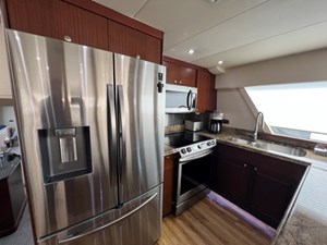 Lucky Again 15 33 Galley