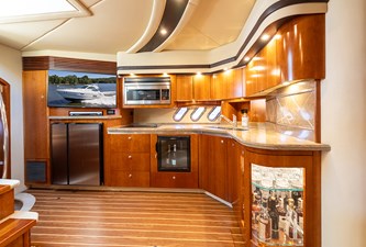 WONDERFUL WORLD 9 Galley