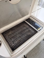 Her Salt Bouys 11 grill