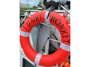 Funky Monkey 42 43