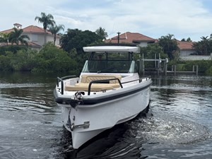 T/T GRACE 35 Bow quarter