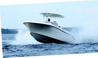 2022 Aquasport 2300 Center Console 10 11