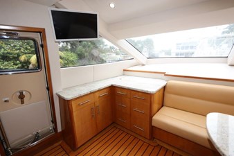 - 17 18_2006 80ft Hatteras 80 Motor Yacht
