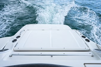 Irish Eyes III 10 35_searay_irish_eyes_deck_shots_12