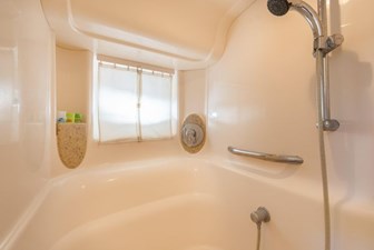 Sea Ray 420 Sundancer 29 