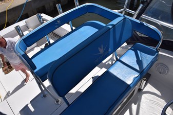 RAMPAGE 15 Flybridge seating