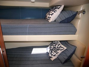 YOUNG GIRL 20 Bunk Bed Stateroom
