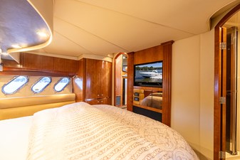 WONDERFUL WORLD 36 Master stateroom