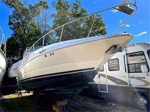 2003 Cruisers 3075 Express 8 