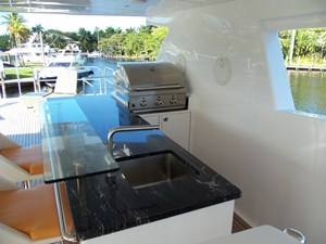 JOHNSON 93 OPEN BRIDGE 46 Bar