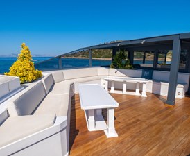 42 M STEEL  MOTOR YACHT 26 