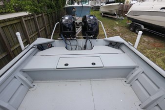 - 22 23_2023 24ft SeaArk 2472 Workhorse 2