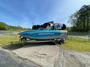 23' Moomba Mojo 0 