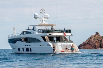 RIVIERA LIVING 18 