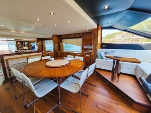 Sunseeker 86 Yacht 24 