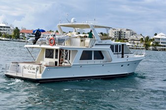 Six C One II 6 62-2000-Offshore-Yachts-Pilot-House-06