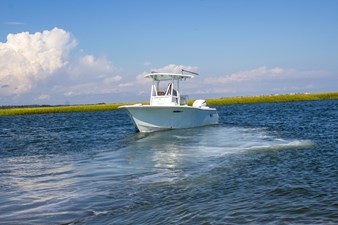 2016 Sea Hunt 234 Ultra 7 