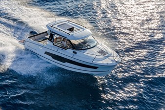 2023 Jeanneau NC795 S2 3 
