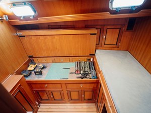 FREE RANGE 20 FREE RANGE 2008 Hylas 54,  Guest Cabin, Convertible