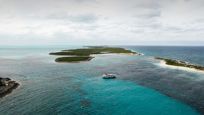 BERING 92 PAPILLON 4 B92_exterior photo _bahamas (1)-min