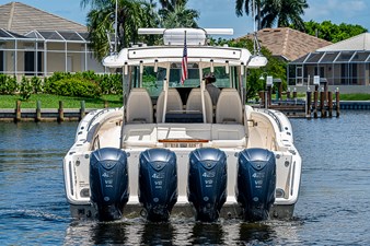 NO NAME 70 45_grady_white_profiles_12