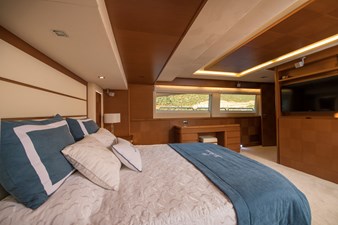 La Rubia 24 La Rubia Interior – Master Cabin 