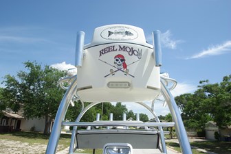 2010 Cape Horn Center Console 8 