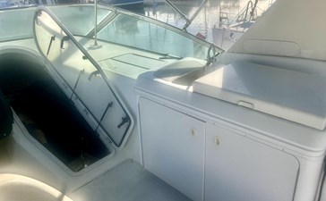 2002 Carver 570 Voyager Pilothouse 29 