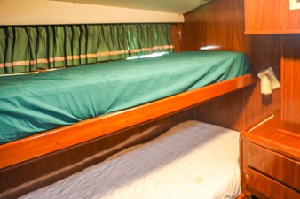 1979 HATTERAS 53 @ Cancun 27 