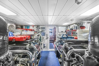 SEA HACK 67 Engine room, 1925hp CAT C-32As