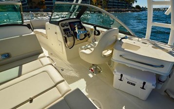 Boston Whaler 230 Vantage 16 16