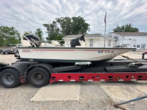 2022 Boston Whaler Montauk 17 1 