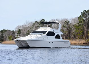 2001 Motor Yacht Sports Cat 44 9 