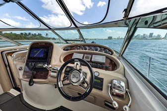 Sea Ray 380 Sundancer 21 HighRes-21