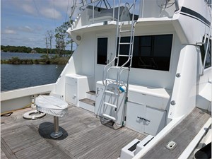 58 HATTERAS 1990 SPORTFISH 14 