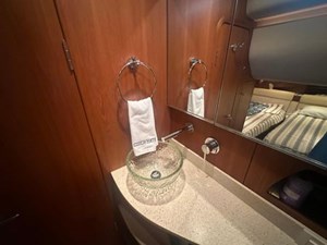2007 Tiara Yachts 4300 Sovran 51 