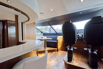 - 31 32_2018 86ft Sunseeker 86 Yacht ALEXA