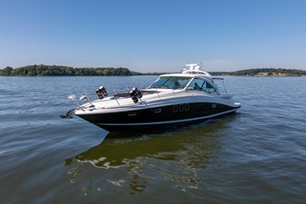 NASA 35 Port bow profile