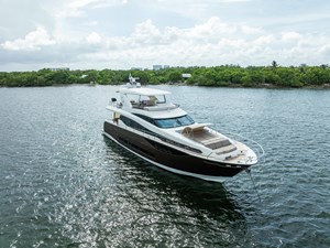 2015 Prestige 750 10 