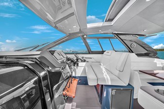 Cruisers Yachts 42 GLS OB 47 42' Yacht Cruisers GLS-47