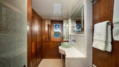 SEA N SEA 27 Primary Ensuite