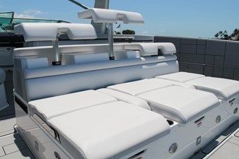 AVIARA AV40 OB 35 AFT SEEATING STORAGE