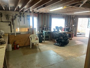 1984 Larson Boathouse 20 