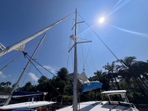 Gracefully 14 2013 Lagoon 400 S2 For Sale Rigging
