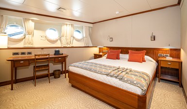 ASTERIA 10 VIP Stateroom (Port)