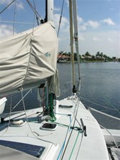 36' 2005 Corsair 