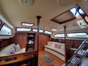 Lady Margaret 31 LadyM main salon facing bow