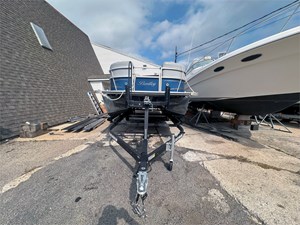 24' Bentley 2017 Encore 240 Cruise SE 2 